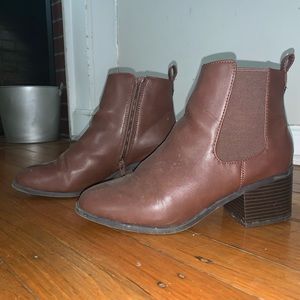 brown chelsea boots